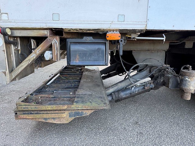 H.t.f. - 2002 - hzp32 - oplegger met gesloten opbouw v.v gestuurde achteras, ama laadklep 14 meter og-13-zv - afbeelding 15 van  19