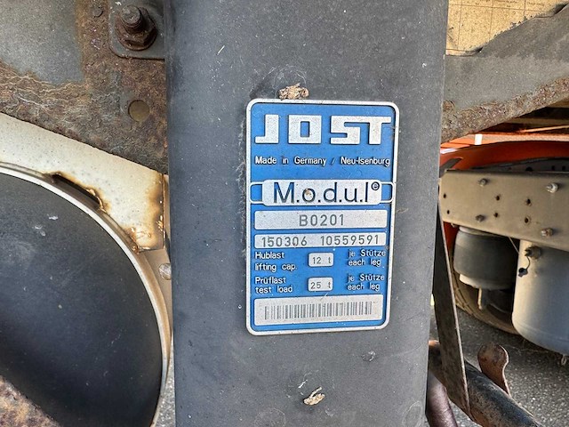 H.t.f. - 2002 - hzp32 - oplegger met gesloten opbouw v.v gestuurde achteras, ama laadklep 14 meter og-13-zv - afbeelding 18 van  19