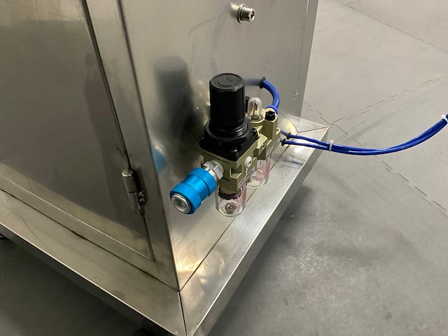 Hua yang pneumatische semi-automatische vulmachine - afbeelding 2 van  11