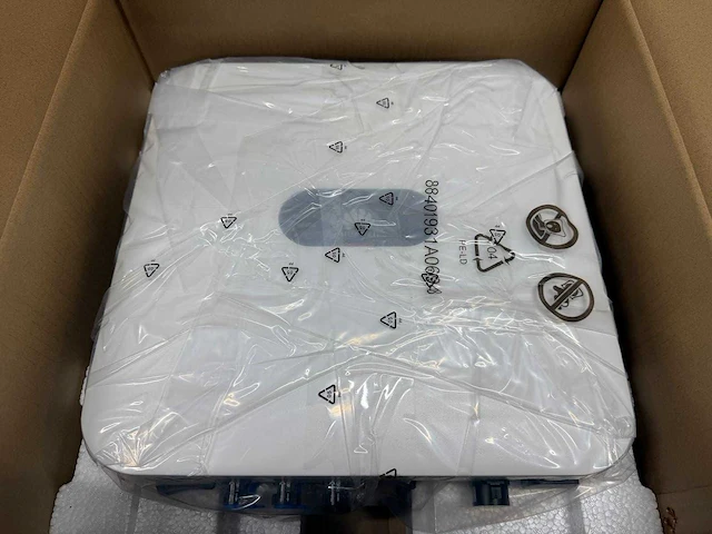 Huawei - 3.68 ktl-l1 - hybride omvormer t.b.v. zonnepanelen - afbeelding 4 van  8