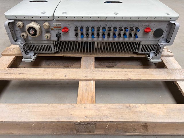 Huawei - gebruikte 60 kw omvormer - afbeelding 2 van  4