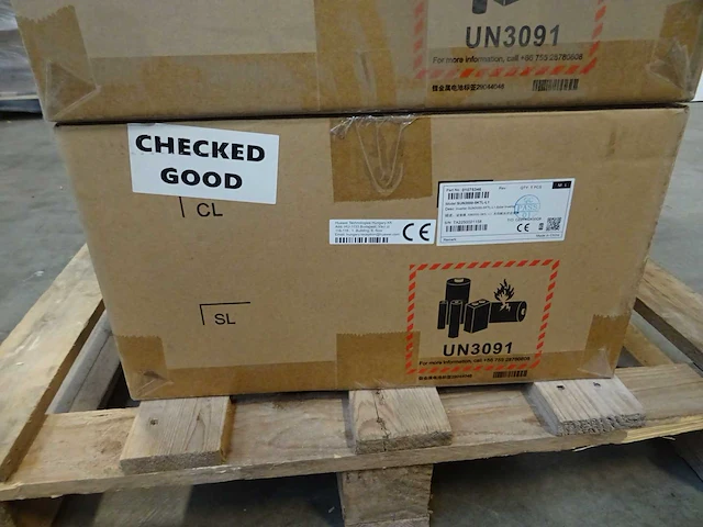 Huawei - sun2000-5ktl-l1 - omvormer - afbeelding 1 van  2