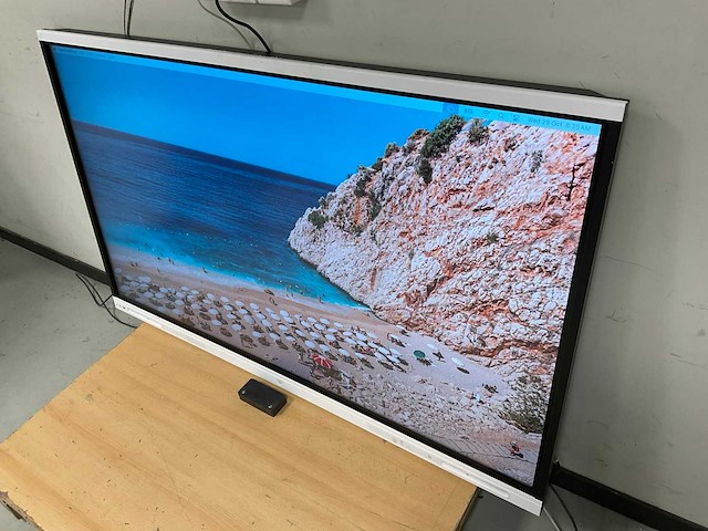 Huawei (ib-ug65) 65”, 3840x2160 (uhd) lcd monitor - afbeelding 3 van  6