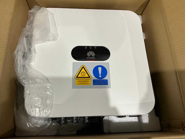 Huawei sun2000-5ktl-l1 omvormer - afbeelding 2 van  4