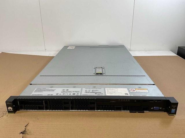 Huawei technologies co. ltd rh1288 v3, 2x xeon(r) e5-2680 v3, 256 gb ram(16x 16gb), 1x 1.6 tb nvme(hwe36p43016m000n) main server chassis - afbeelding 1 van  8