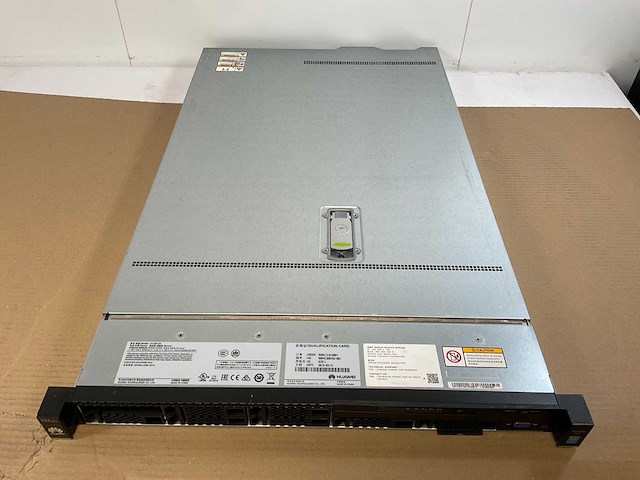 Huawei technologies co. ltd rh1288 v3, 2x xeon(r) e5-2680 v3, 256 gb ram(16x 16gb), 1x 1.6 tb nvme(hwe36p43016m000n) main server chassis - afbeelding 2 van  8