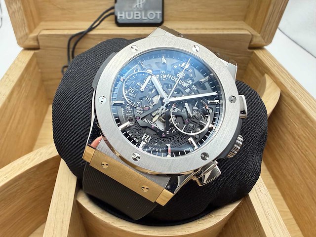 Hublot classic fusion aerofusion | skeleton | unworn | 2026 - afbeelding 6 van  12