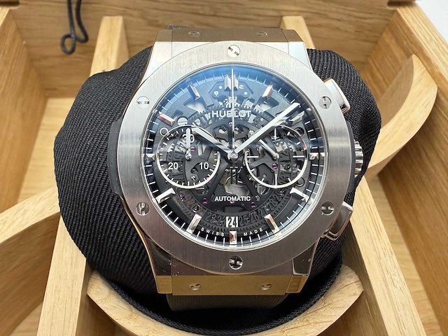 Hublot classic fusion aerofusion | skeleton | unworn | 2026 - afbeelding 1 van  12