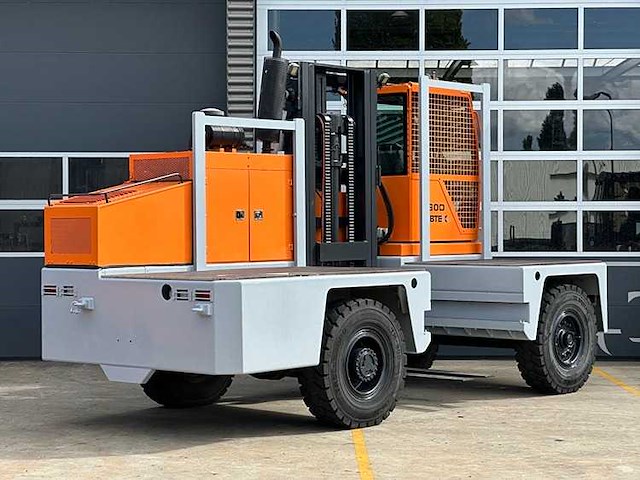 Hubtex - 2014 - s80d - 4m duplex, vorkversteller - zijlader - afbeelding 4 van  7