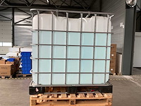 Huchem ibc container met demiwater - afbeelding 4 van  9
