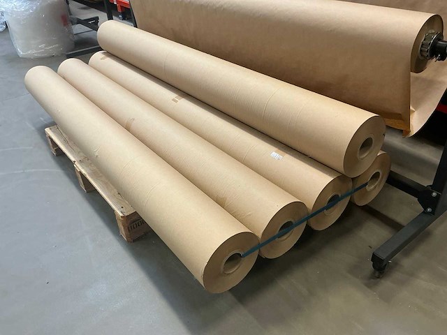 Huedig mobiele rolhouder met inhoud - afbeelding 3 van  8