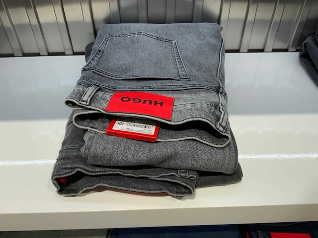 Hugo - 708 - jeans (2x) - afbeelding 5 van  5