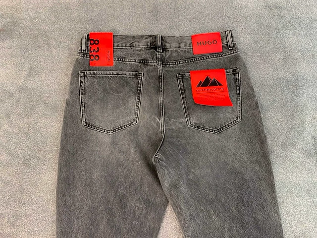 Hugo - 838 - jeans (2x) - afbeelding 4 van  5