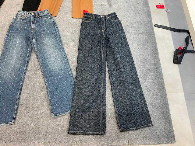 Hugo - 937(2x)/chino(2x)/734(1x) - broeken (5x) - afbeelding 3 van  5