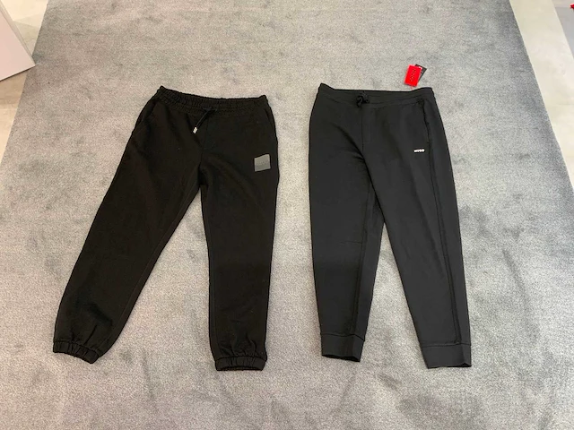 Hugo - jogging - jeans (2x) - afbeelding 1 van  12