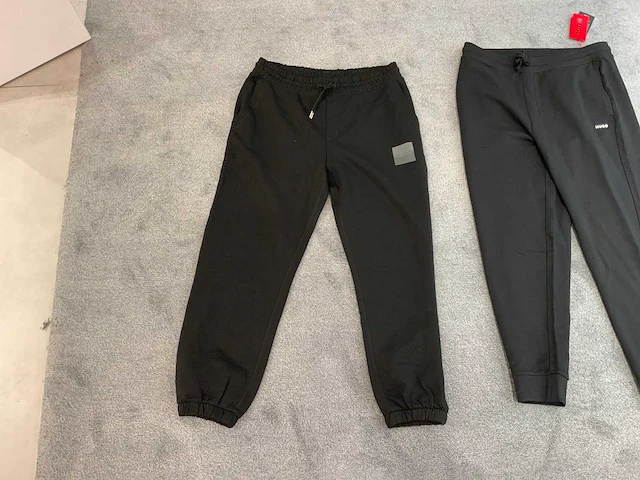 Hugo - jogging - jeans (2x) - afbeelding 5 van  12