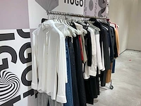 Hugo - restpartij kleding (65x) - afbeelding 2 van  6