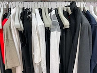 Hugo - restpartij kleding (65x) - afbeelding 4 van  6