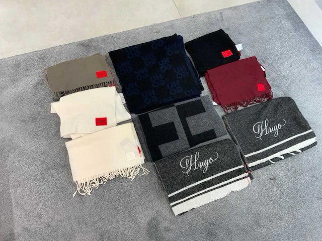 Hugo - shawls (22x) - afbeelding 4 van  4