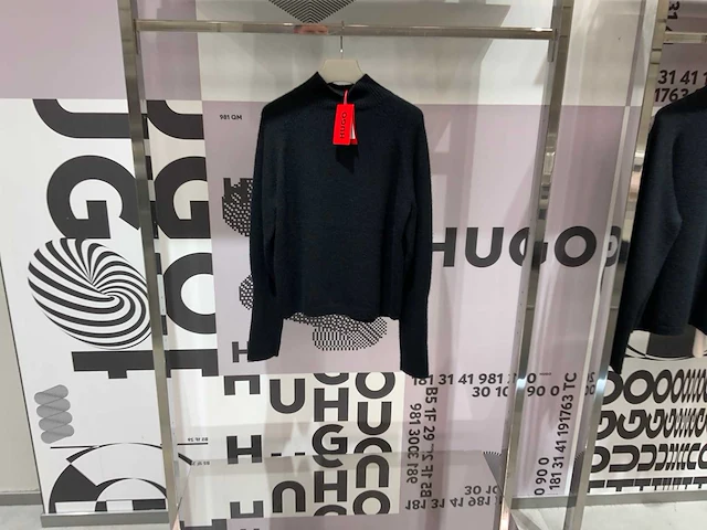 Hugo - surpio - truien en vesten (4x) - afbeelding 7 van  7