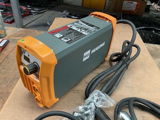 Hugong extreme 160iii dc inverter arc welder - afbeelding 4 van  7