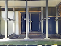 Huifaanhanger met diverse apparatuur - afbeelding 12 van  12