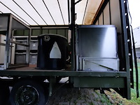 Huifaanhanger met diverse apparatuur - afbeelding 3 van  12