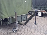 Huifaanhanger met diverse apparatuur - afbeelding 7 van  12