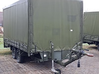 Huifaanhanger met diverse apparatuur - afbeelding 7 van  13