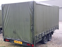 Huifaanhanger met diverse apparatuur - afbeelding 12 van  13