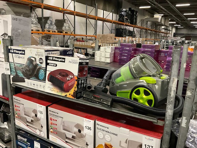 Huishoud stofzuiger (3x) - afbeelding 1 van  4