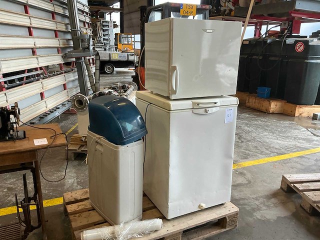 Huishoudapparatuur - afbeelding 1 van  8