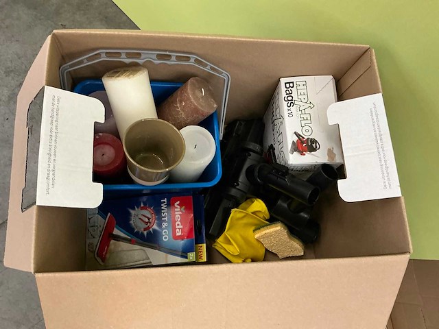 Huishoudartikelen - afbeelding 10 van  12