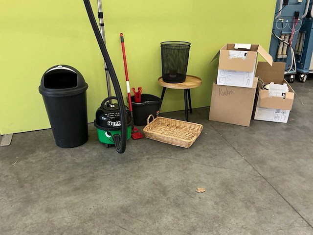 Huishoudartikelen - afbeelding 1 van  12