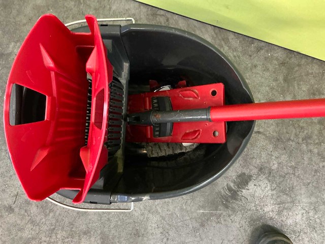 Huishoudartikelen - afbeelding 6 van  12