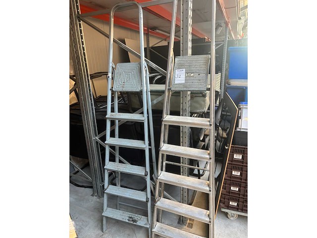 Huishoudtrap (2x) - afbeelding 1 van  4