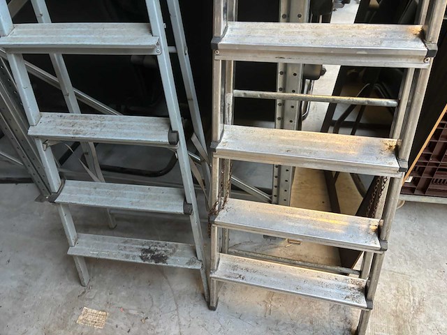 Huishoudtrap (2x) - afbeelding 4 van  4