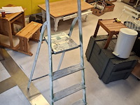 Huishoudtrap brabantia, plateauhoogte 109 cm - afbeelding 1 van  3