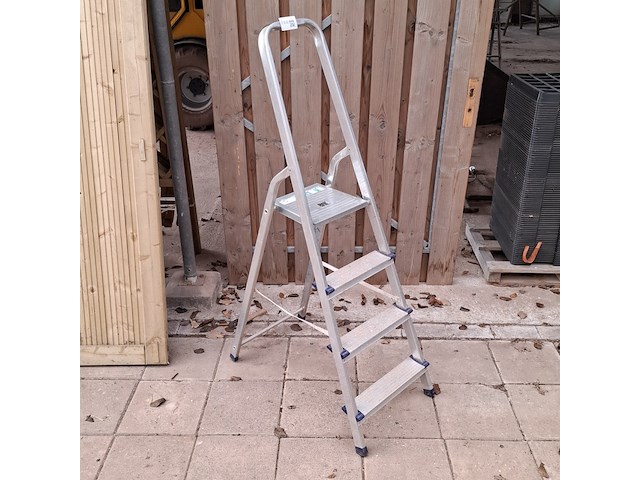 Huishoudtrap met 4 treden vricotex - afbeelding 1 van  4