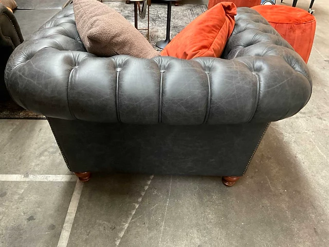 Huislijn | chesterfield fauteuil | donker 115x90x75cm - afbeelding 2 van  2