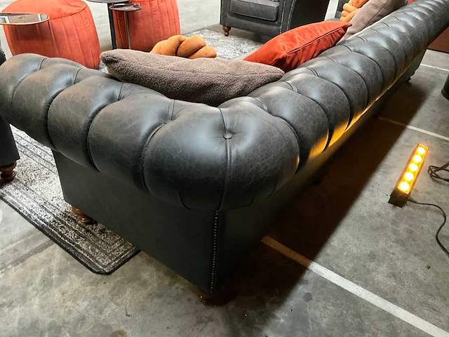 Huislijn | loungebank | zwart leerlook met oranje kussens 320x90x75cm - afbeelding 4 van  4
