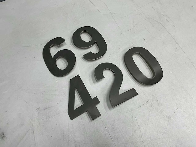 Huisnummer (16x) - afbeelding 2 van  4