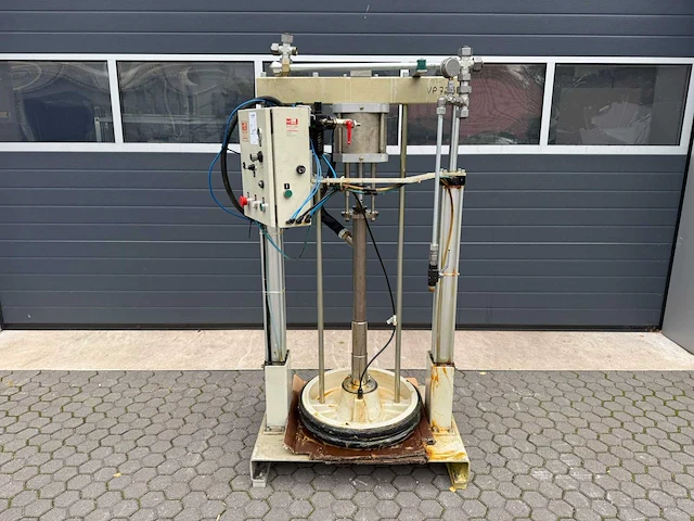Huk - vetpomp 200l - vetpers 200l - afbeelding 1 van  6