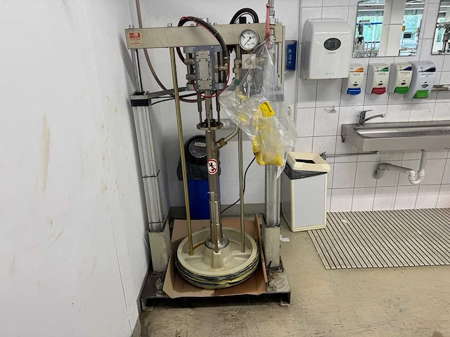 Huk - vetpomp/pers pneumatisch 200l - overige garage inventaris - afbeelding 9 van  10