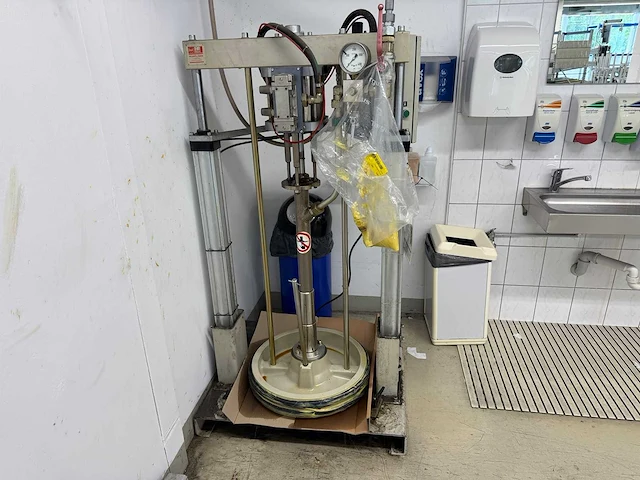 Huk - vetpomp/pers pneumatisch 200l - overige garage inventaris - afbeelding 3 van  10