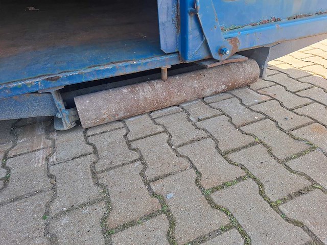 Hüllenkremer - afzet afvalcontainer - afbeelding 8 van  8