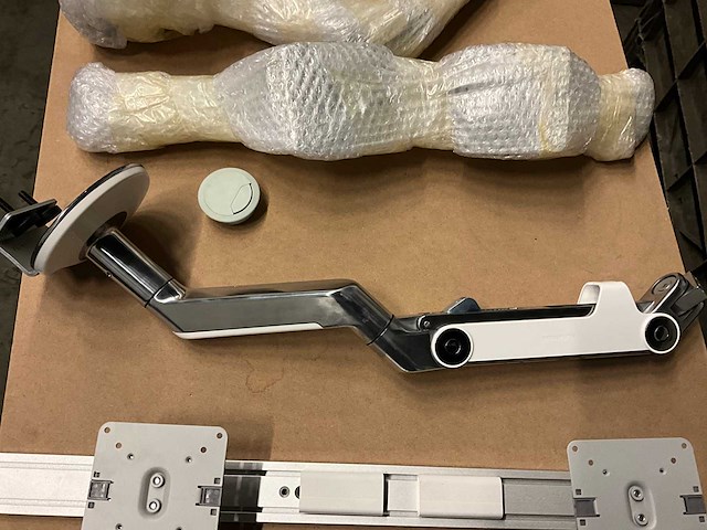 Humanscale - monitorsteunen - afbeelding 2 van  5