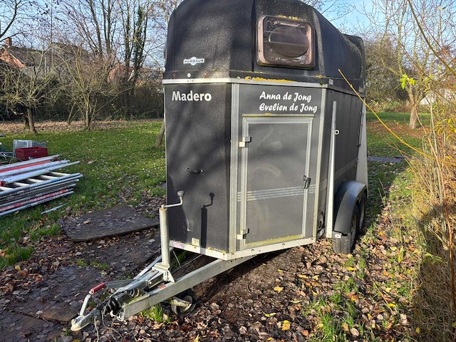 Humbaur - madero - paardentrailer - afbeelding 10 van  15