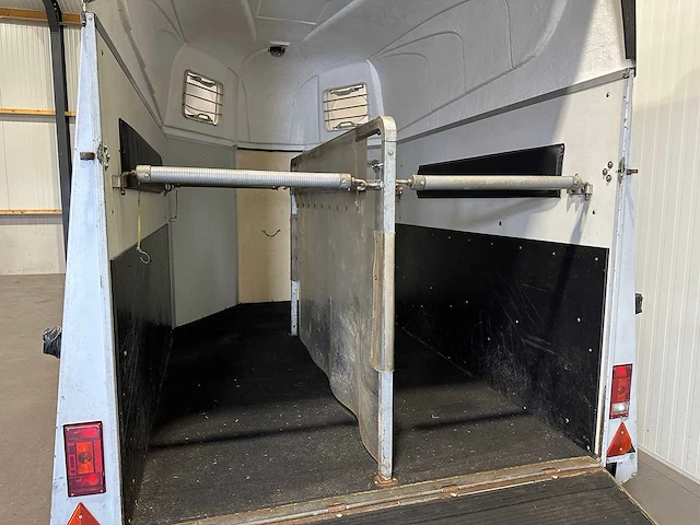 Humbaur hp2003 madero 2 paards paardentrailer wx-xl-86 - afbeelding 4 van  15