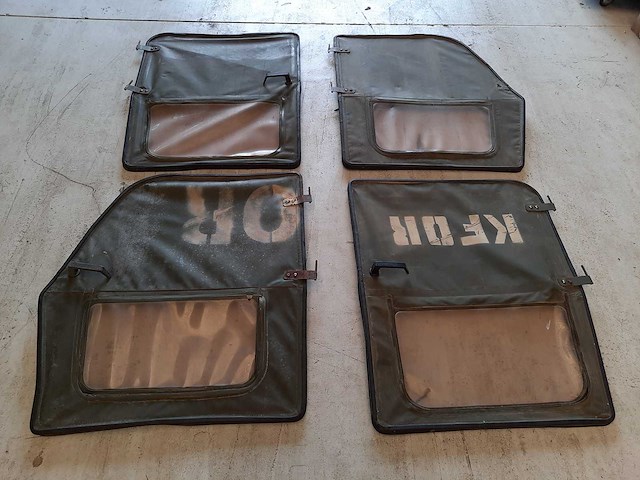 Hummer - hmmwv - deuren set (4 stuks) - carrosserie - afbeelding 1 van  3